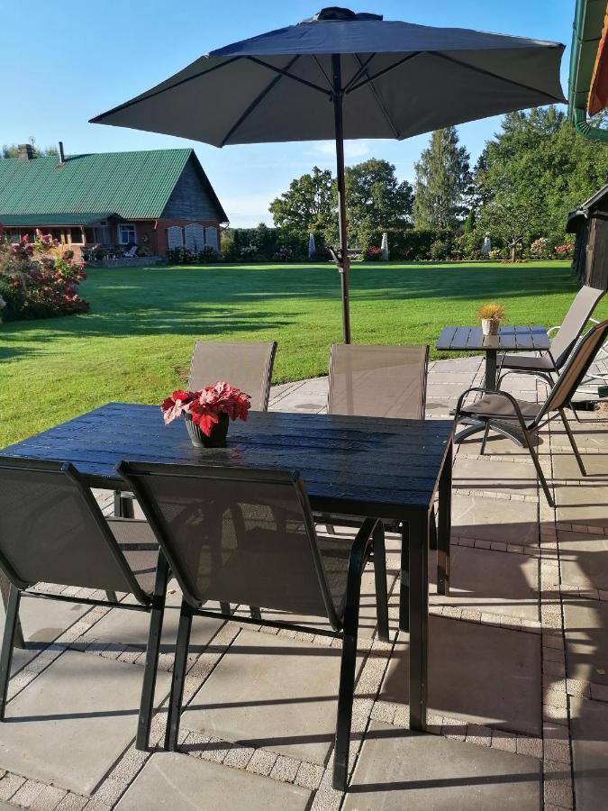 Cucumuiza Villa Kuldīga Exterior foto
